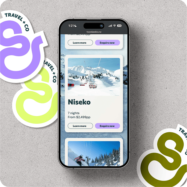 Travel-Co-Social_Phone